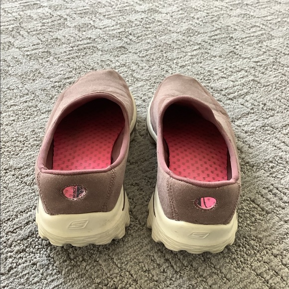 Skechers Goga mat slip on mauve shoe - Picture 4 of 4